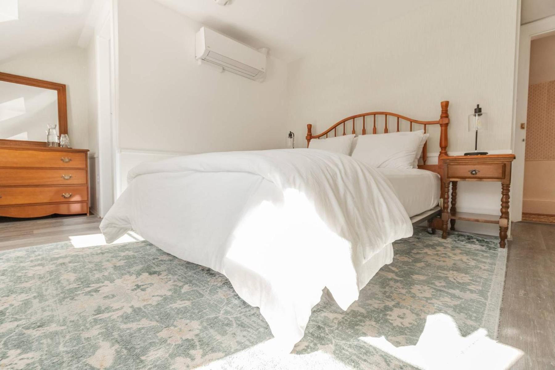 Blue Bear Inn Francestown Экстерьер фото
